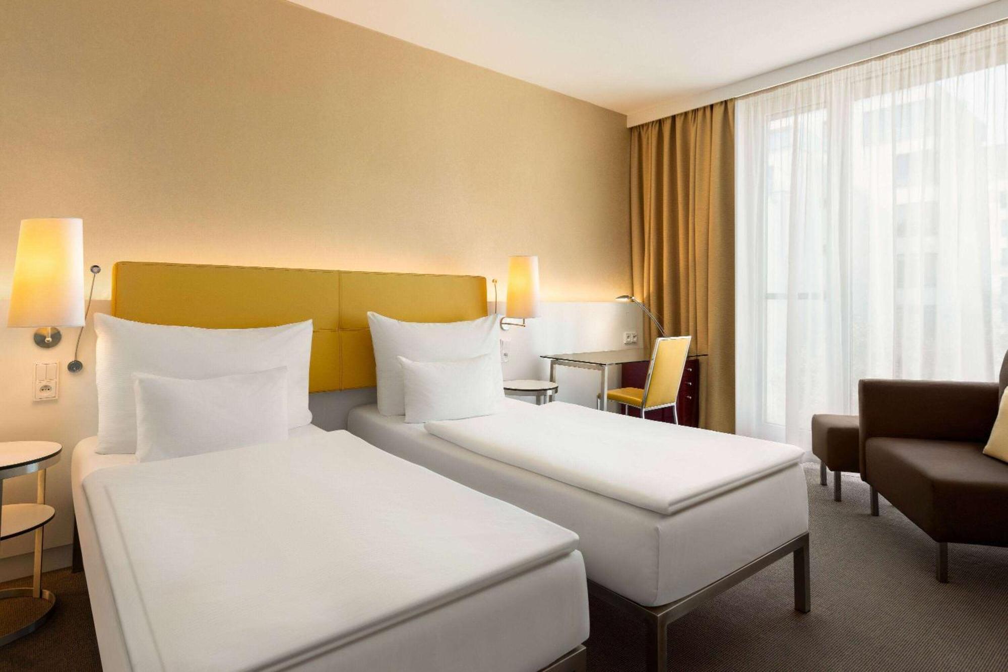 Hotel Vienna House Andel´s 4*